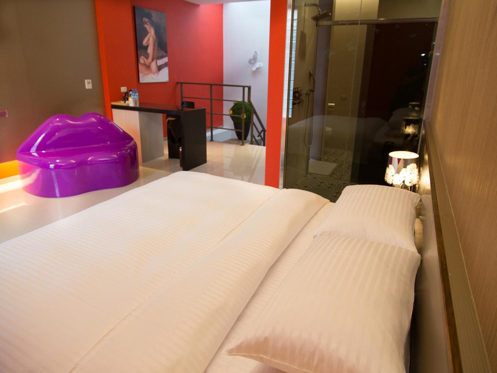 โฮยา รีสอร์ต โฮเต็ล เกาสง Hotel ภายนอก รูปภาพ