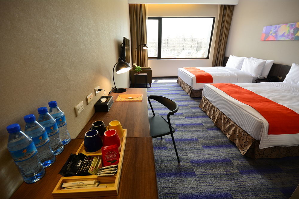 โฮยา รีสอร์ต โฮเต็ล เกาสง Hotel ภายนอก รูปภาพ