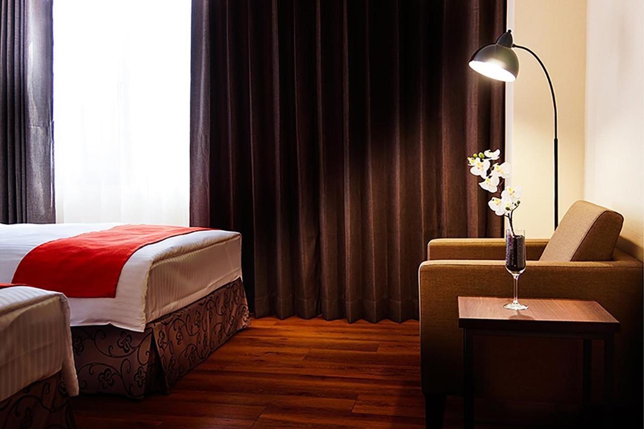 โฮยา รีสอร์ต โฮเต็ล เกาสง Hotel ภายนอก รูปภาพ
